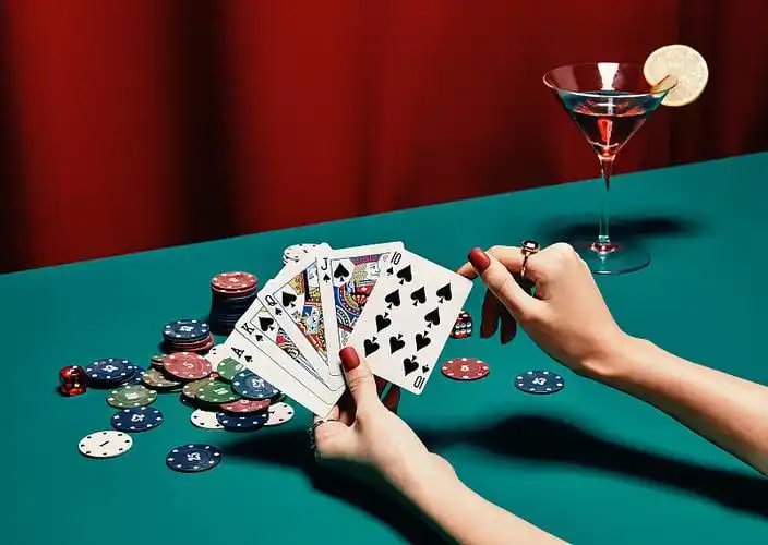 phcrown apk VIP programme exclusive tier rewards for Philippines mobile players